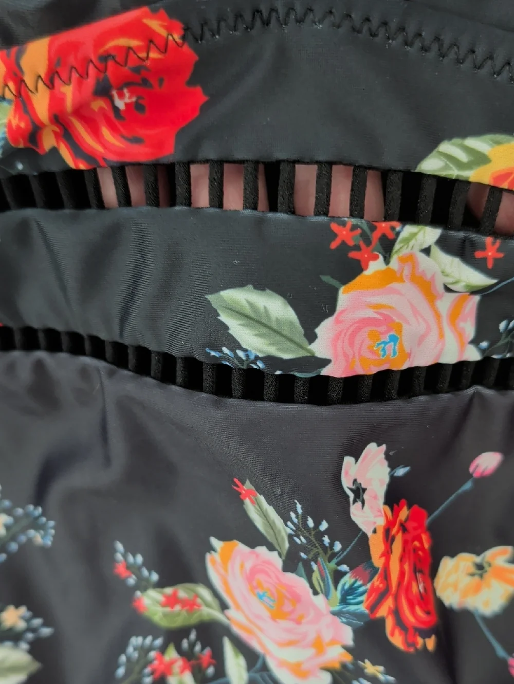 New Floral Print on Black One Piece Swimsuit LIVE LIFE ON THE BEACH XXL Bathing - Picture 4 of 9